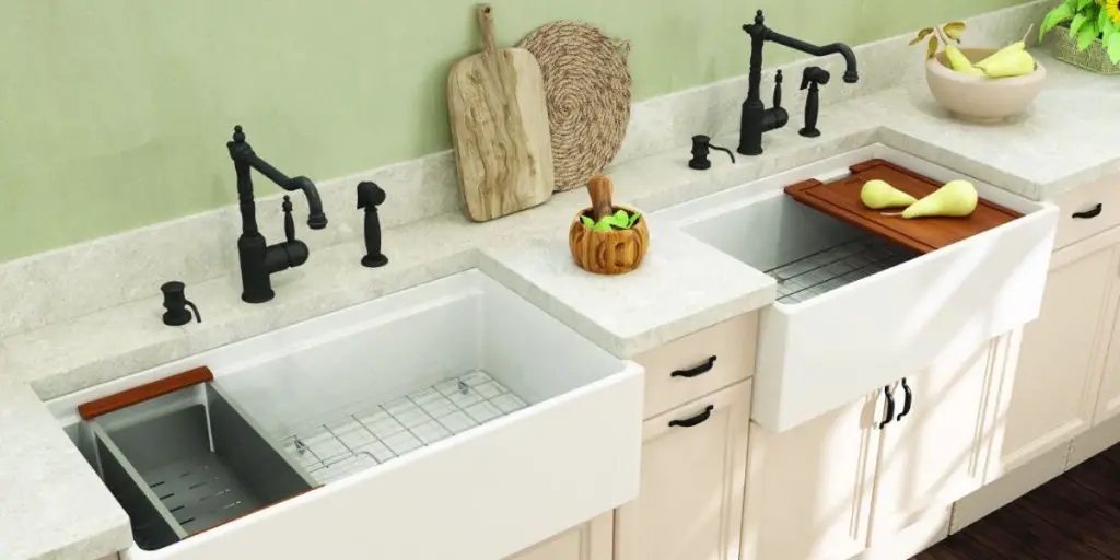 Bocchi farmhouse kitchen sink (two) in black color
