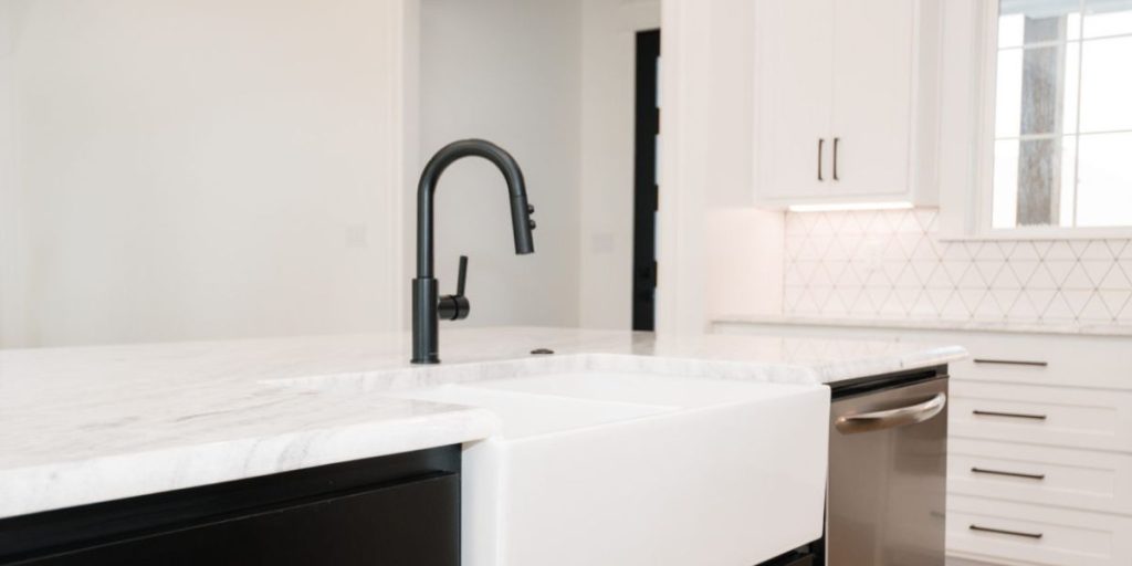 Elkay farmhouse faucet (matte black) & white color sink