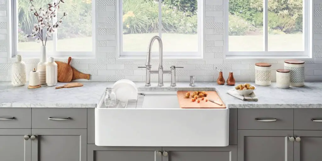 Frenky FAK710-33 farmhouse kitchen sink